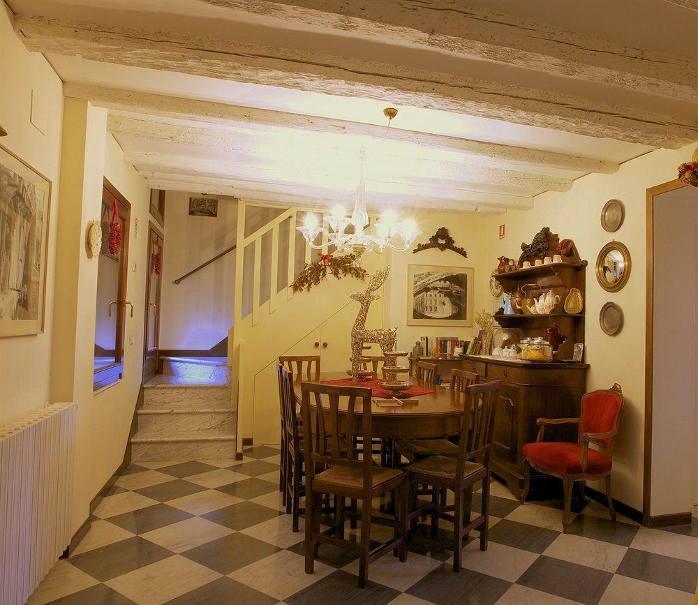 Bed and Breakfast 3749 Pontechiodo Венеція Екстер'єр фото