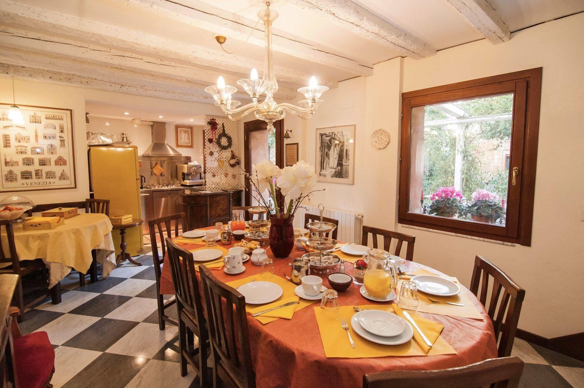 Bed and Breakfast 3749 Pontechiodo Венеція Екстер'єр фото